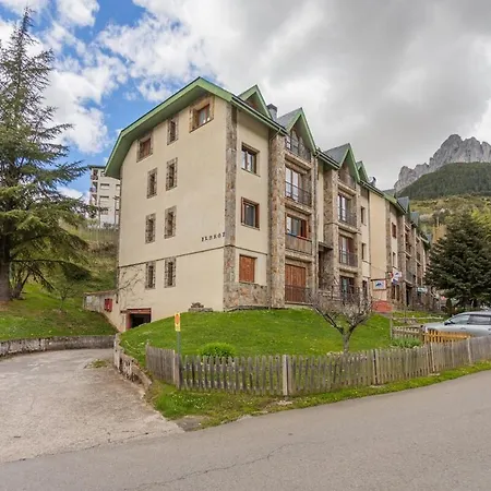 Apartment Ilargi, Calido, Familiar, Garaje Y Petfriendly - Arafita