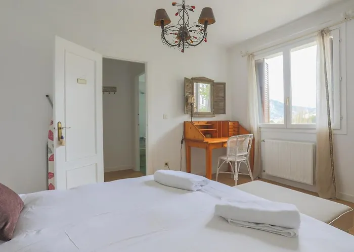 Ilargi, Calido, Familiar, Garaje Y Petfriendly - Arafita Sallent de Gállego