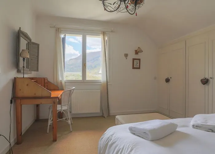 Ilargi, Calido, Familiar, Garaje Y Petfriendly - Arafita Sallent de Gállego